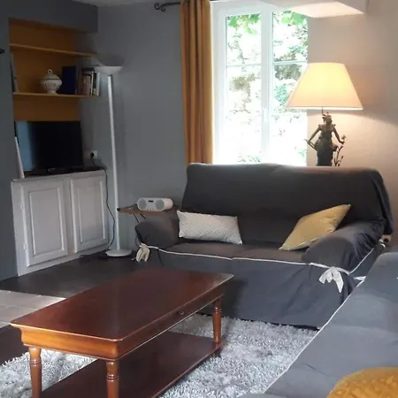 Le Domaine Des Ecureuils 度假居