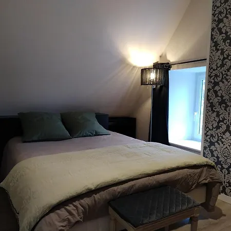 Le Domaine Des Ecureuils 度假居 *