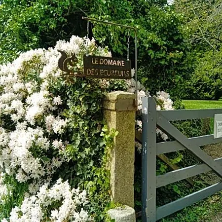 Le Domaine Des Ecureuils 度假居 Vassy